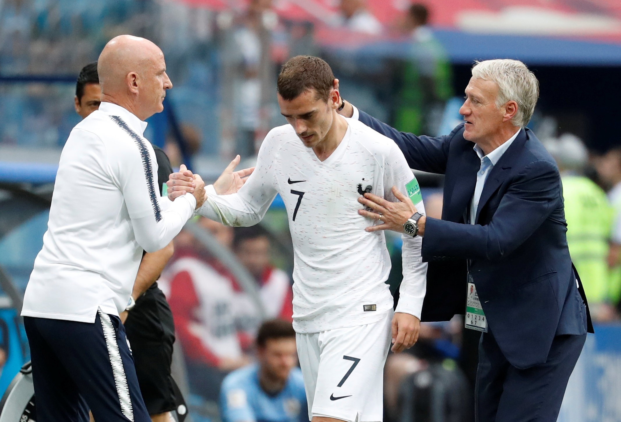 Deschamps hay hon Mourinho khi su dung Pogba anh 3