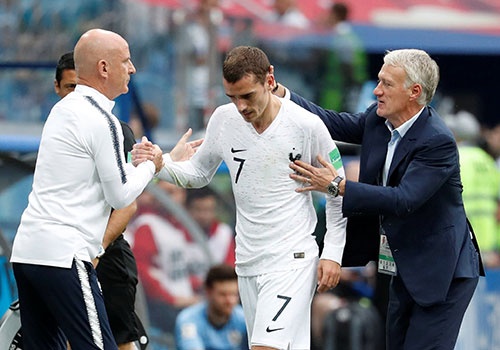 BLV Anh Ngoc: Deschamps se co cach hoa giai tuyen Bi hinh anh