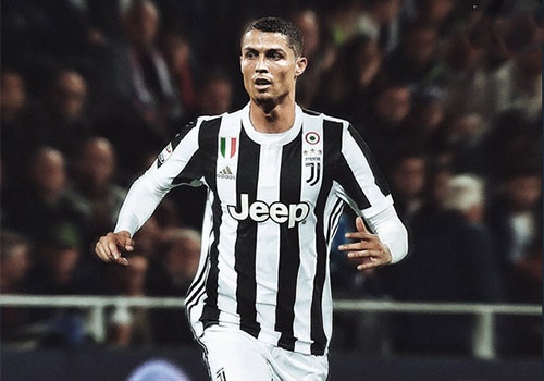 Juventus, Ronaldo va canh bac the ky hinh anh