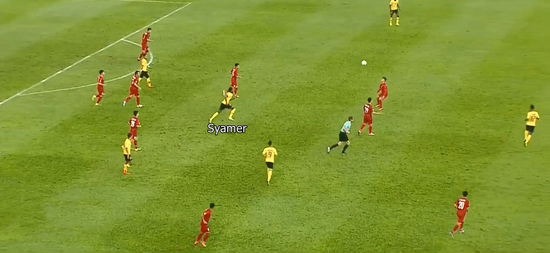 Diem yeu lon cua Malaysia mot lan nua lo ra nhu the nao anh 8