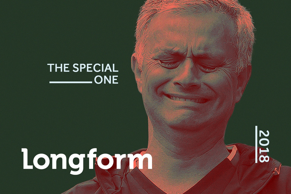 Jose Mourinho va cu nga tu dinh cao xuong vuc sau hinh anh