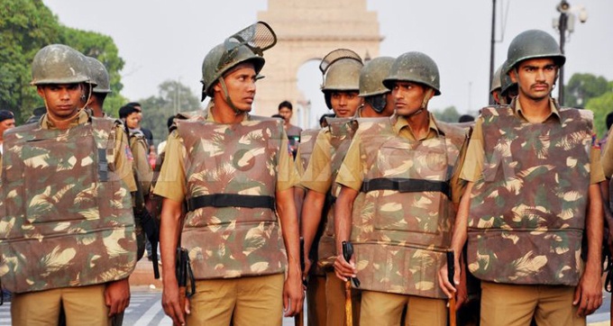 Thu do cua An Do chao dao truoc thong tin khung bo hinh anh