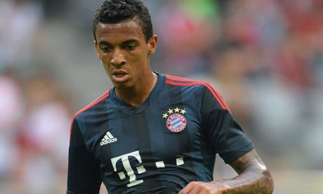 Arsenal sap gianh duoc chu ky cua Luiz Gustavo hinh anh