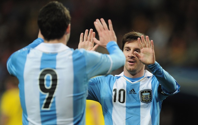 Ket qua 13/8 va ti le cac tran tam diem dem 14/8 hinh anh