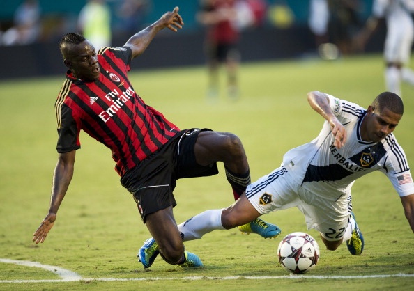 Play-off Champions League: Milan sa lay o Eindhoven? hinh anh