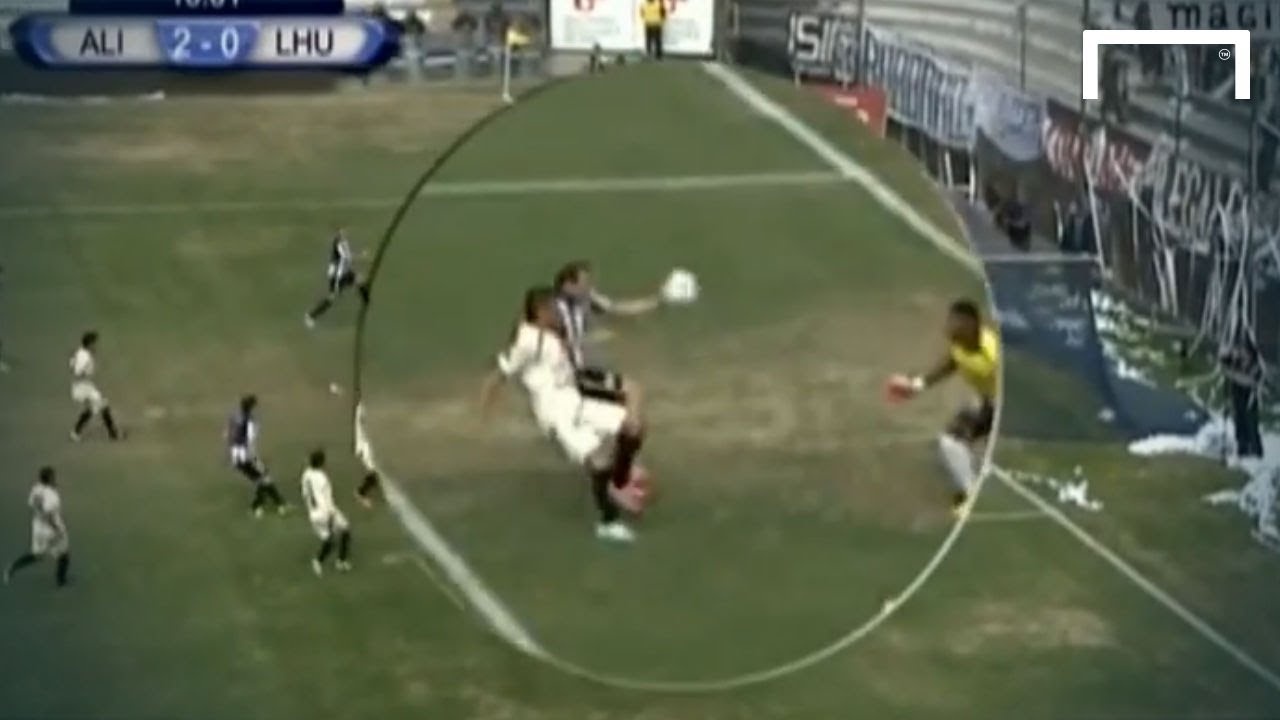 Pha ghi ban bang tay den Maradona cung phai nga mu hinh anh