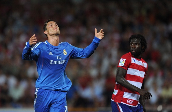 Ronaldo lai im tieng, Real thang xau xi hinh anh
