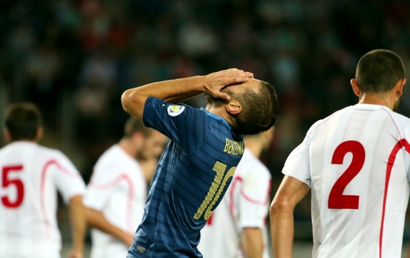 Phap bi Georgia kim chan, Italy thang chat vat Bulgaria hinh anh