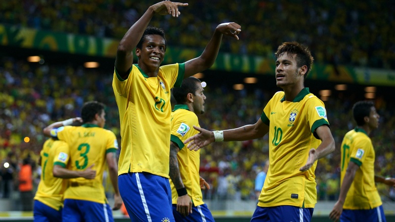 Brazil - Australia: Xoa noi dau mang ten Thuy Sy hinh anh