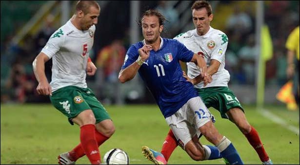 Italy - CH Czech: Azzurri gianh ve som? hinh anh