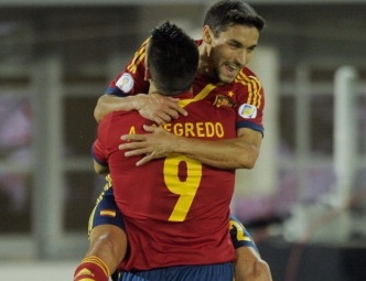 Tan binh cua Man City giup TBN thoat thua Chile hinh anh