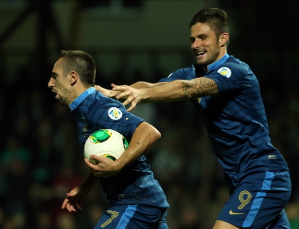 Phap nguoc dong ha Belarus, Duc vat va thang Faroe hinh anh