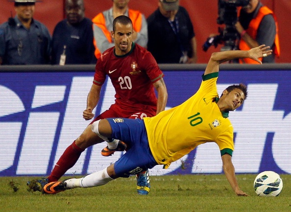 Neymar tiet lo bi quyet ‘len dong’ trong tran gap BDN hinh anh