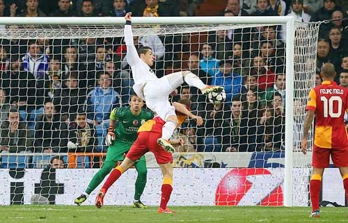 Ronaldo va Real se buoc qua loi nguyen? hinh anh