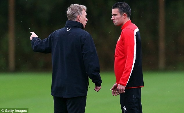 David Moyes hoan doi vi tri cua Van Persie va Rooney? hinh anh
