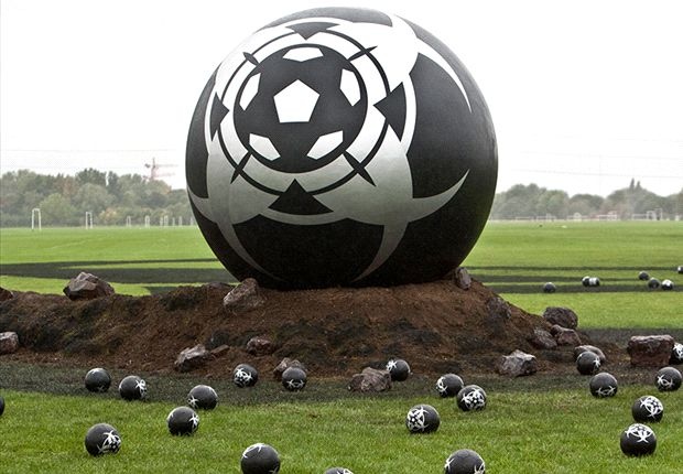 Nguoi ngoai hanh tinh gui bong la xuong trai dat? hinh anh