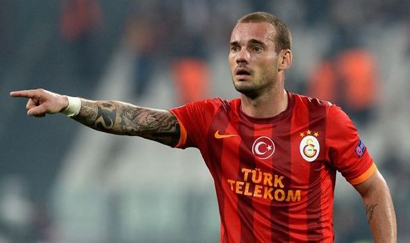 MU xuong tien mua Sneijder hinh anh