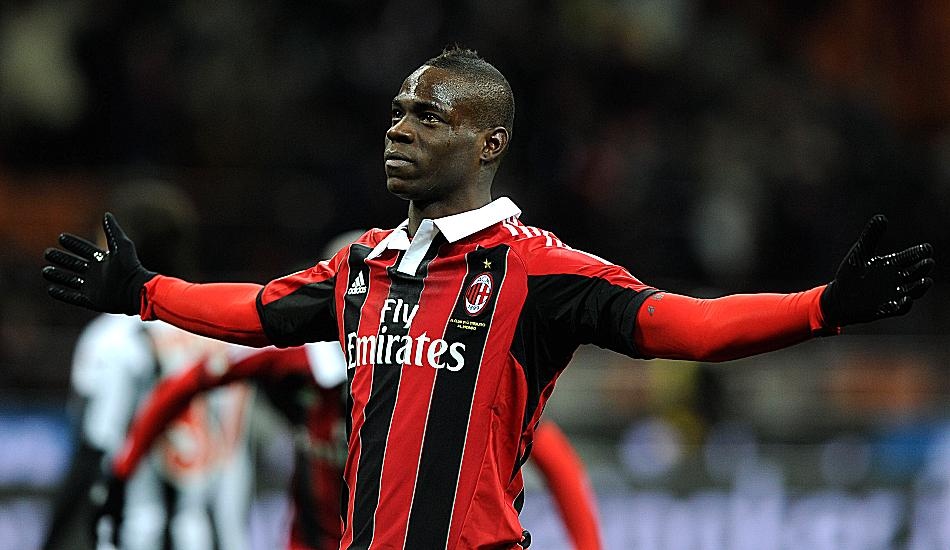 Diem tin 30/10: Balotelli tro lai NH Anh vao thang 1? hinh anh