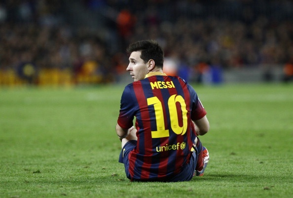 Messi tiep tuc im tieng, Barca chat vat ha Espanyol hinh anh
