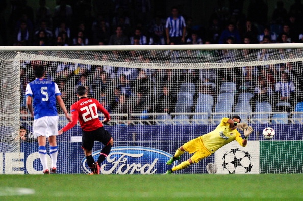 David Moyes an ui 'toi do' Van Persie hinh anh