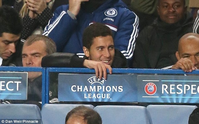 Mourinho khong chap nhan loi xin loi cua Hazard hinh anh