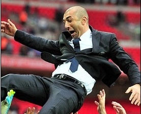 Chelsea van dang e co den bu cho Di Matteo hinh anh