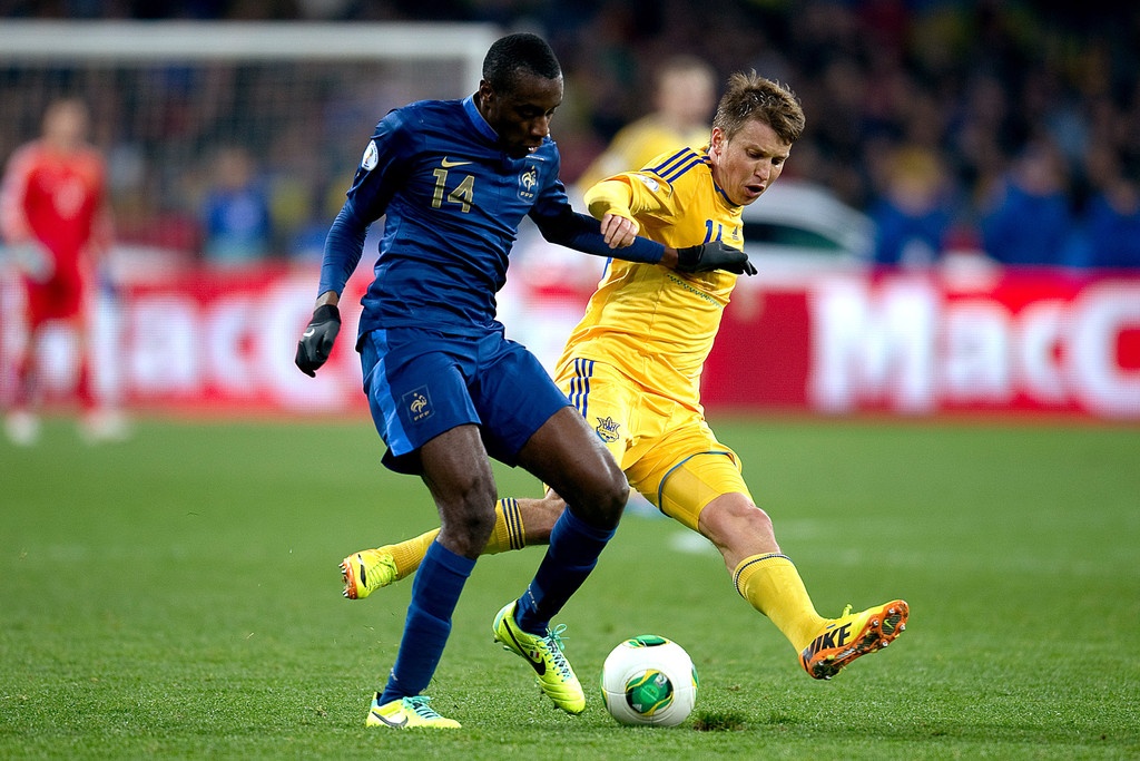 Phap - Ukraine: Dung de noi dau them dai hinh anh