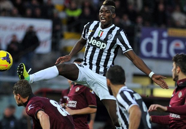 Cuu sao MU gianh giai Cau be Vang 2013 hinh anh