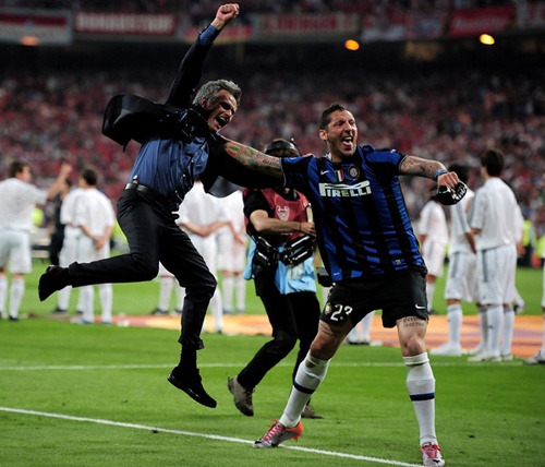 Chan Chelsea, Mourinho muon chuyen sang... Inter Milan hinh anh