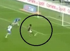 Pha bo lo co hoi kho tin cua cuu sao Arsenal hinh anh