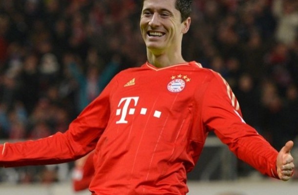 Lewandowski chinh thuc ky hop dong dai han voi Bayern hinh anh