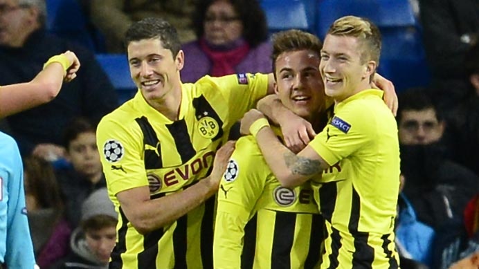 MU co the huong loi nho Lewandowski sang Bayern hinh anh