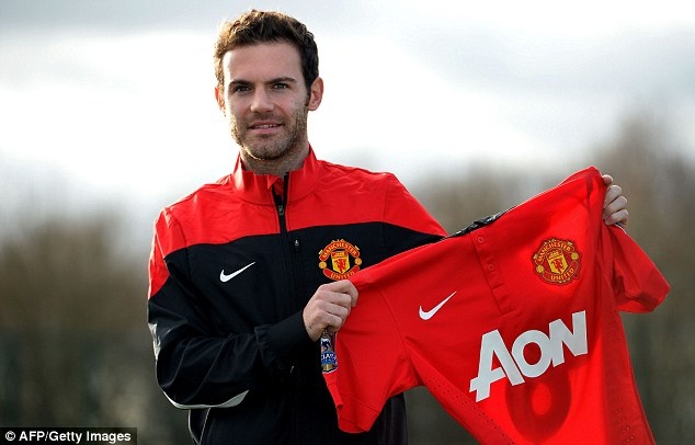 Man Utd - Cardiff: Moi anh mat do don vao Mata hinh anh