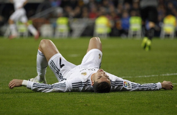 Hinh anh Ronaldo bat luc truoc hang phong ngu cua Espanyol hinh anh