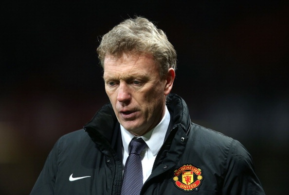 Diem tin 10/2: M.U sap sa thai Moyes, dua Sir Alex tro lai? hinh anh
