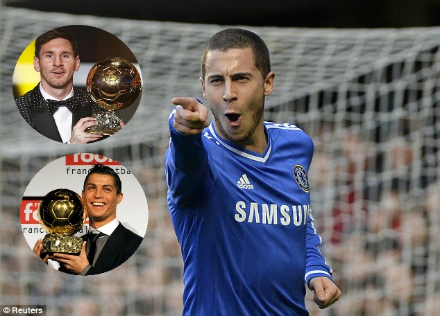 Vua noi danh, Hazard da tu sanh minh ngang Messi va CR7 hinh anh