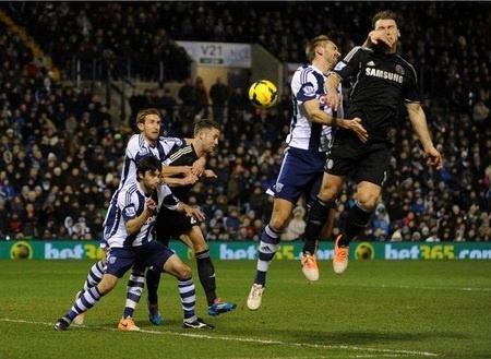 Suyt chut nua hau ve cua West Brom dot luoi nha hinh anh