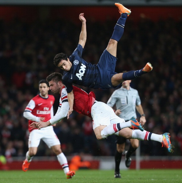 Sao M.U tai hien cu nga suyt chet cua Manquillo hinh anh