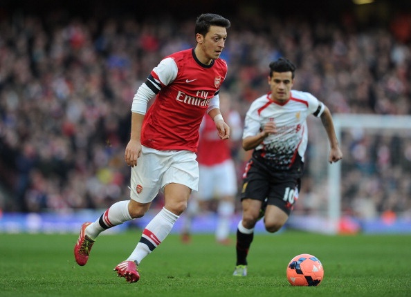 Ballack chi ra nguyen nhan khien Oezil sa sut hinh anh