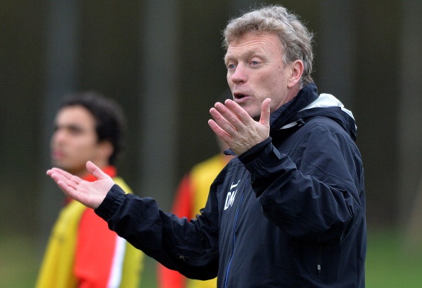 Diem tin 24/2: David Moyes lam kho M.U hinh anh