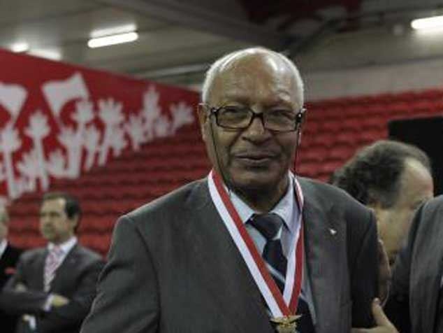 Diem tin 26/2: Them mot huyen thoai Bo Dao Nha qua doi hinh anh