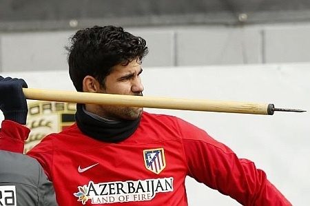 Bai tap ky la cua Diego Costa truoc derby Madrid hinh anh