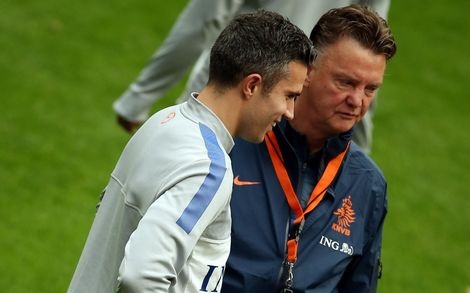 M.U co the bo nhiem Van Gaal thay David Moyes hinh anh