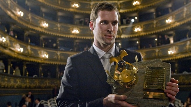 Chelsea lai qua mat Arsenal trong cuoc dua danh hieu hinh anh