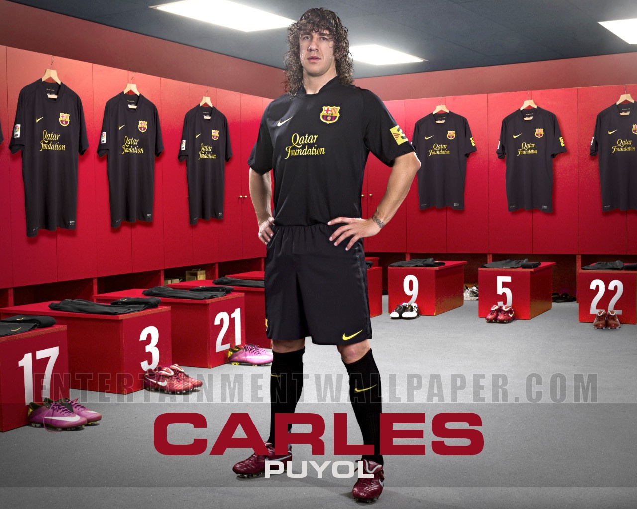 Infographic: Nhung cong hien cua Puyol cho Barca sau 15 nam hinh anh
