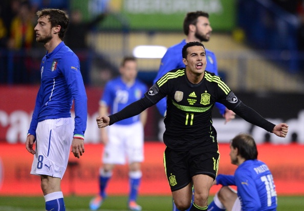 Sao Barca giup Tay Ban Nha ha guc Italy hinh anh