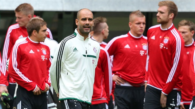 Pep Guardiola da lam doi doi nhieu cau thu hinh anh