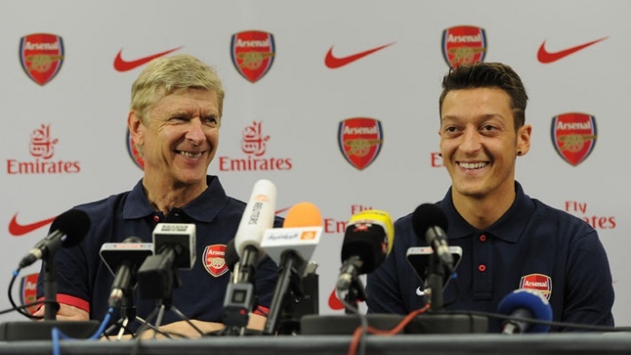 Wenger: Oezil se van la trai tim cua Arsenal hinh anh