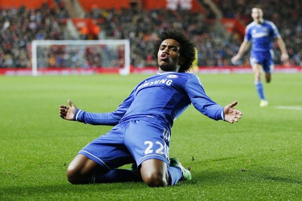 Cu sut chech cot doc cua Willian hinh anh