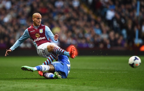 Chien thang 1-0 cua Aston Villa truoc Chelsea hinh anh